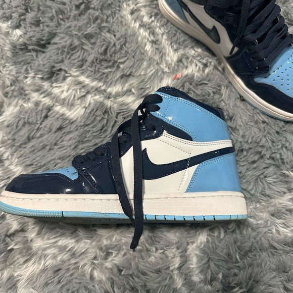 AUTHENTIC UNC JORDAN 1 HIGHS - Picture 4 of 10